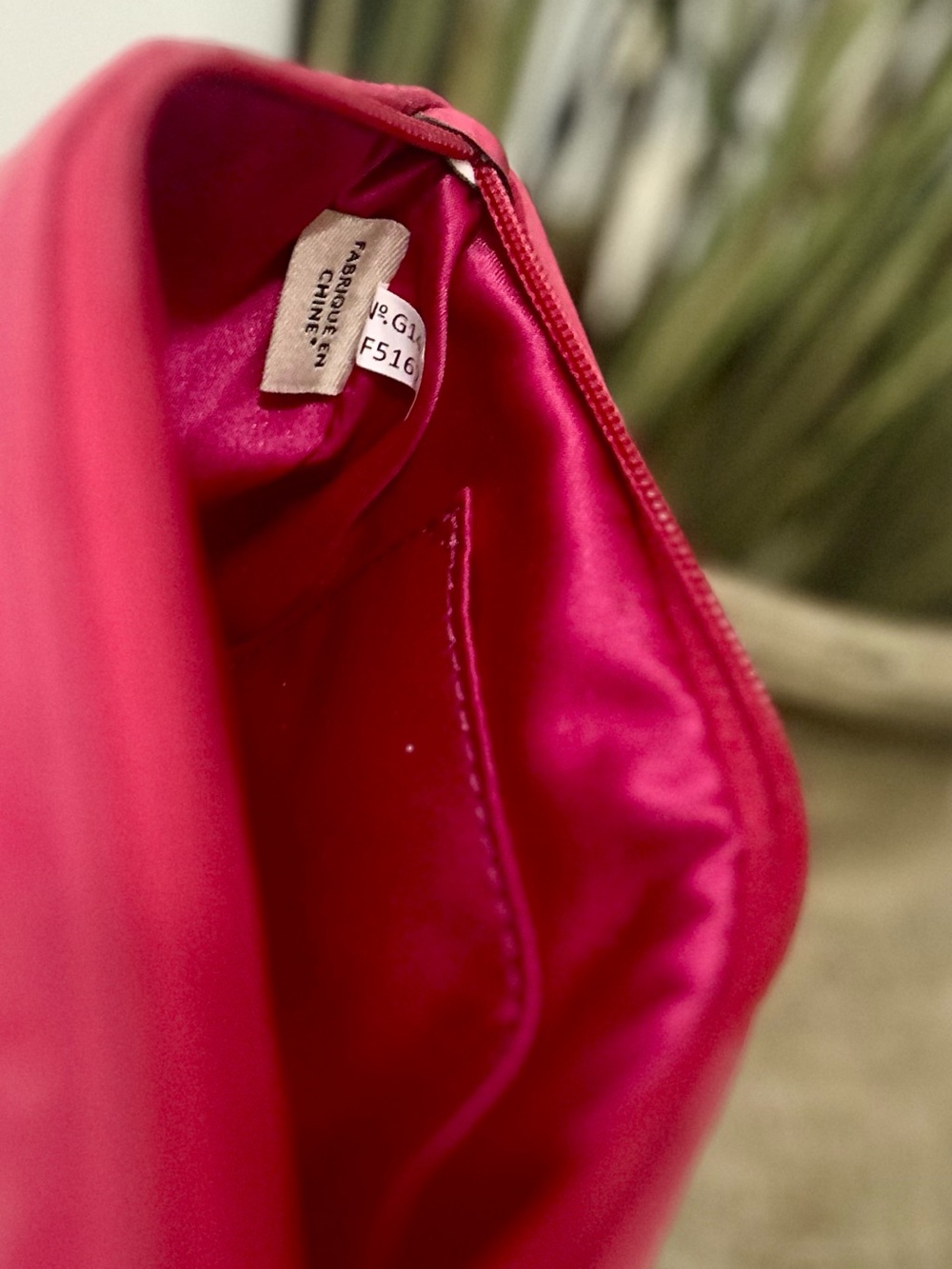 *NWT Coach Peyton Signature Embossed Patent Leather Wristlet in Fuscia - Picture 10 of 16